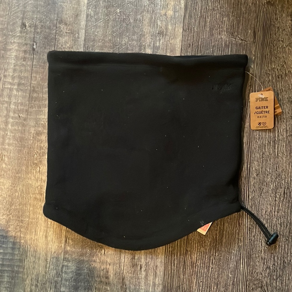 PINK Victoria’s Secret Gaiter